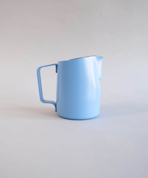 15oz Pitcher with Wide Spout in Periwinkle