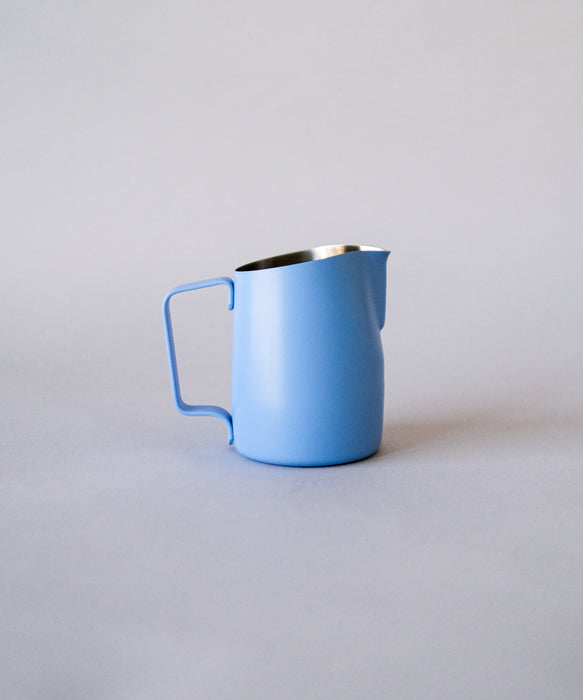 15oz Pitcher with Wide Spout in Periwinkle