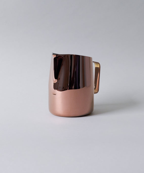 22oz Rose Gold Pitcher with Narrow Spout