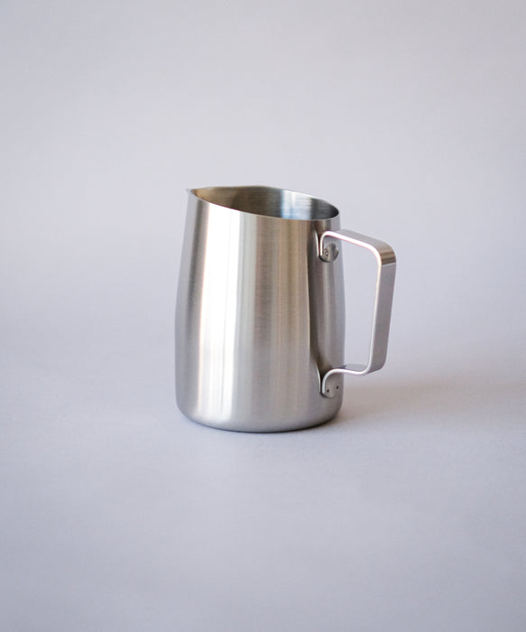 22oz WPM Pitcher with Wide Spout in Brushed Silver