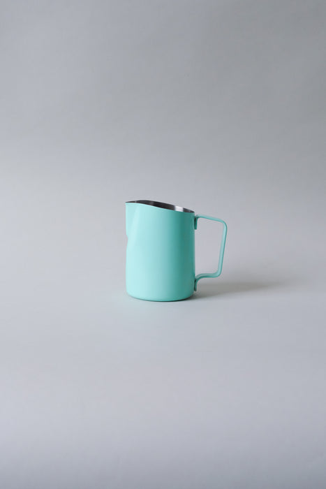 15oz Turquoise Blue Pitcher with Round Spout